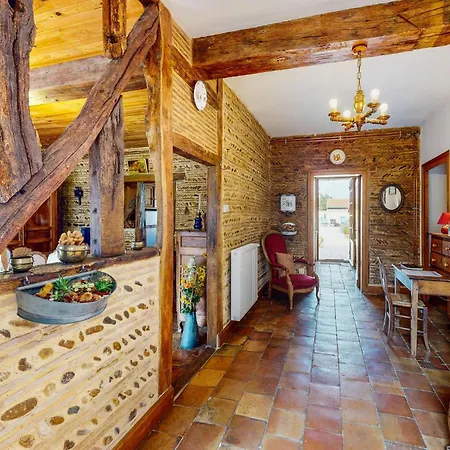 Casa de Férias Awesome In St Pierre D'eyraud *