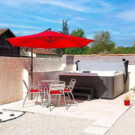 Awesome In St Pierre D'eyraud Saint-Pierre-d'Eyraud